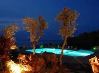 Hotel Pietrenere Rodi Garganico